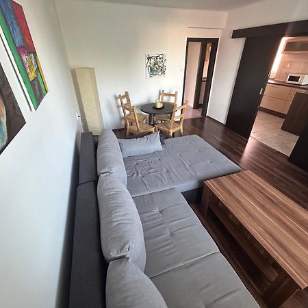 Apartman Rose Dunajska Streda Bagian luar foto